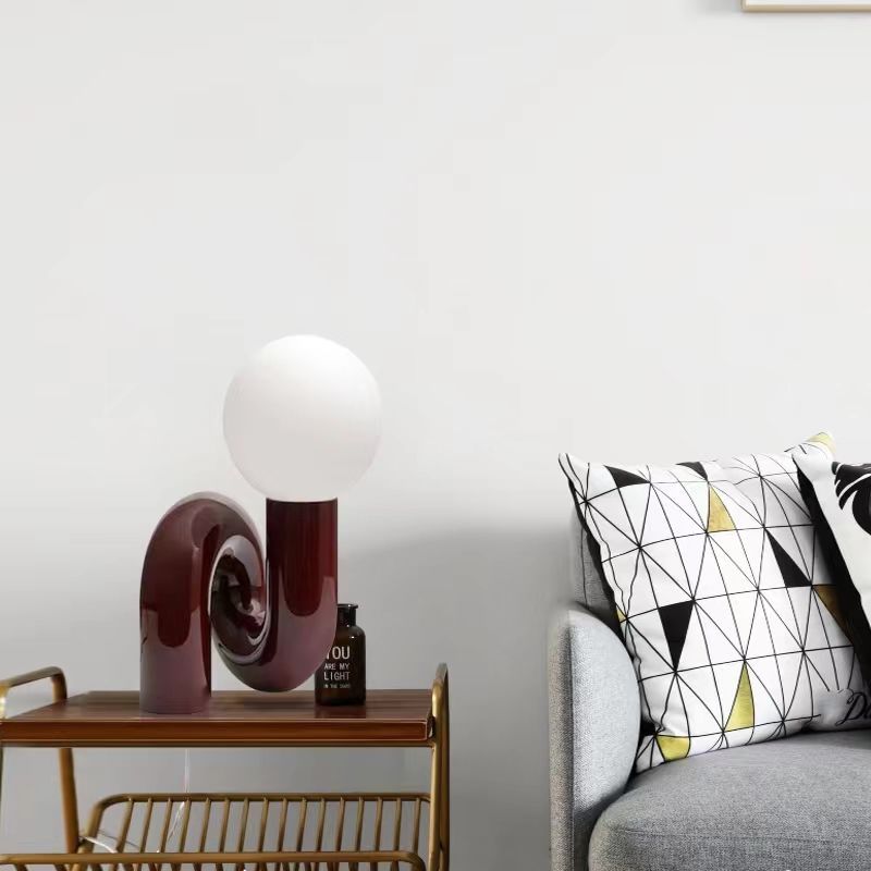 The Neotenic Table Lamp Unveiled