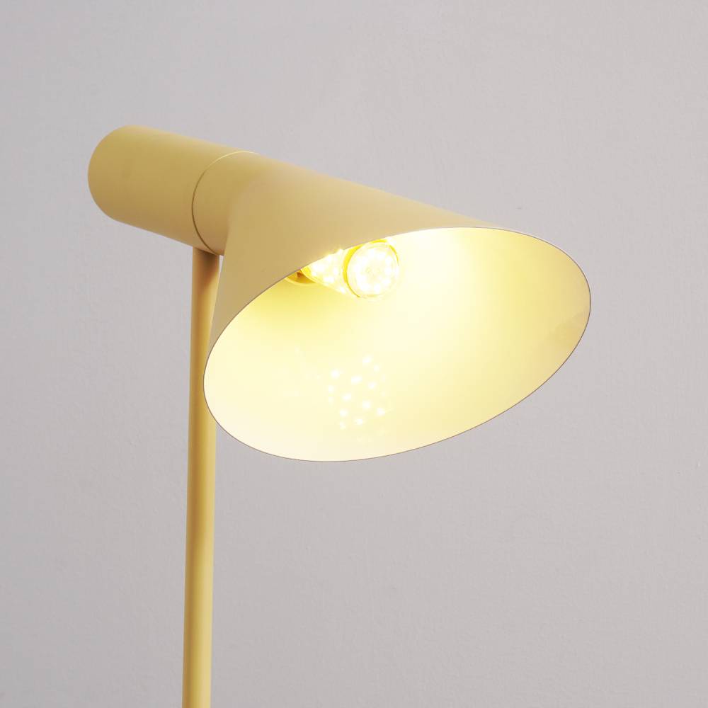 AJ_Floor_Lamp_A_04
