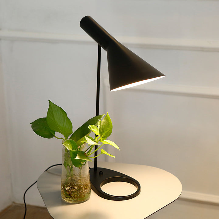 AJ Table Lamp 7