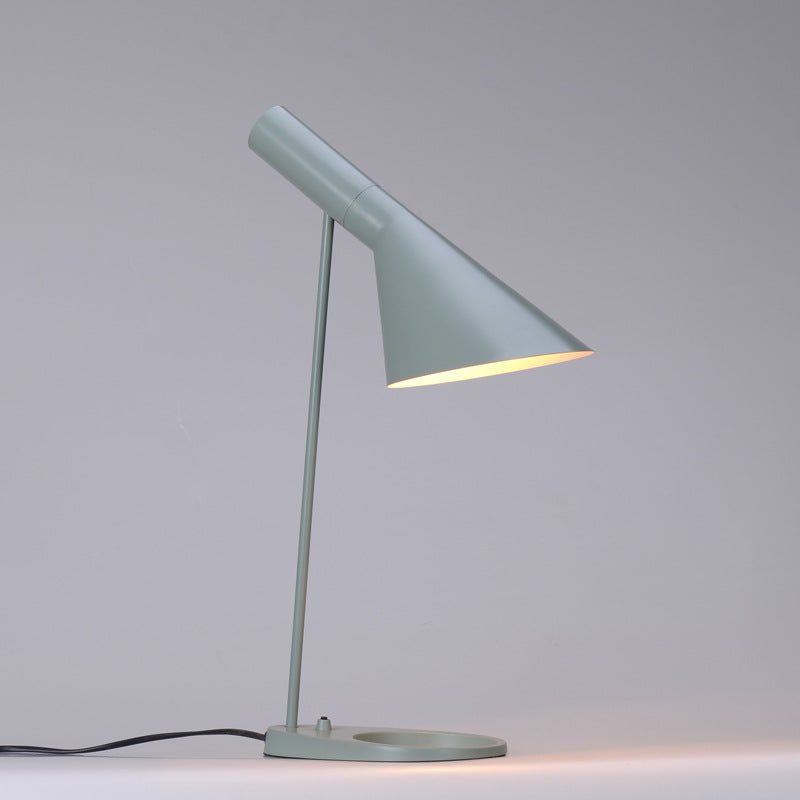 AJ Table Lamp light green