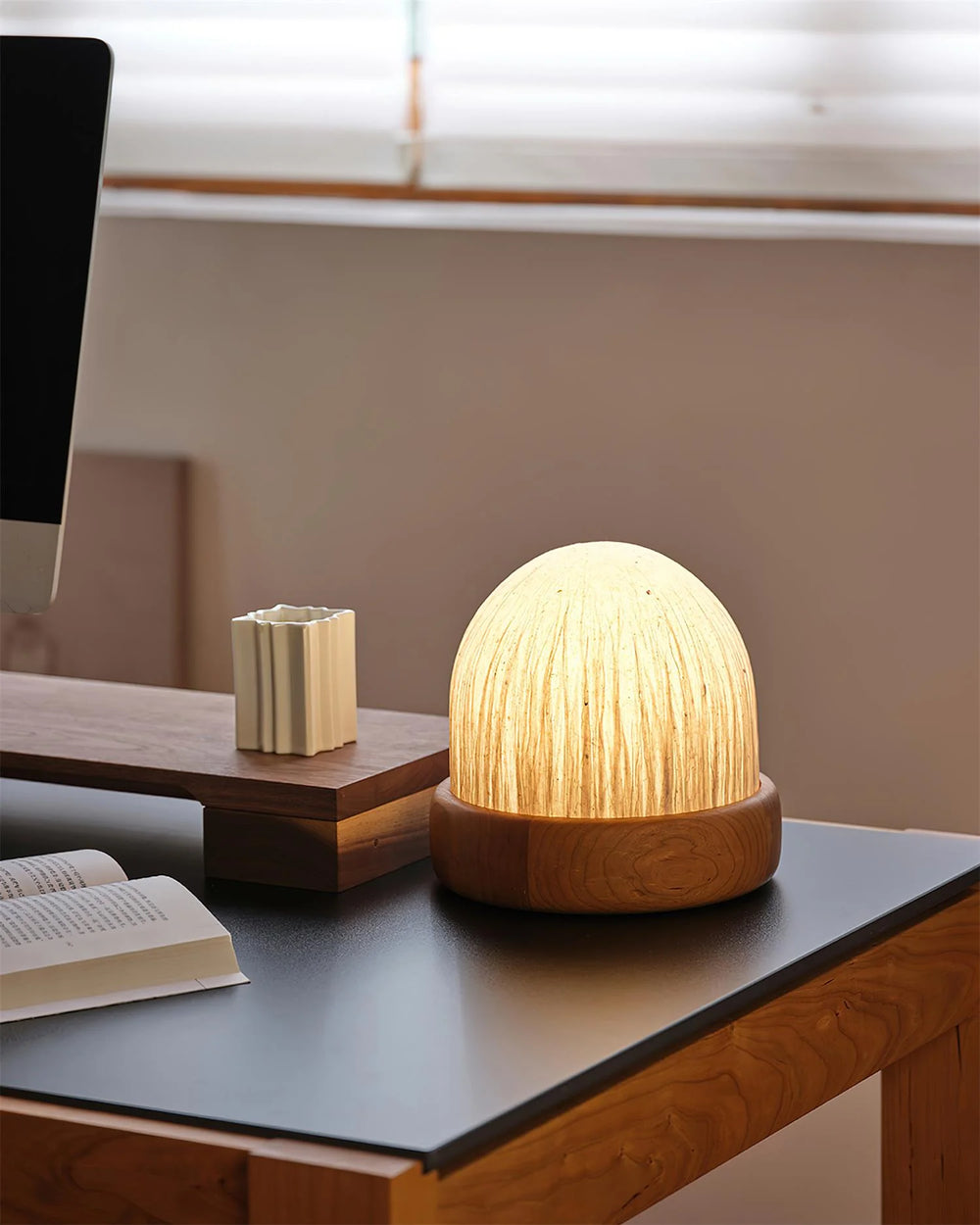 Acorn_Wood_Table_Lamp_4