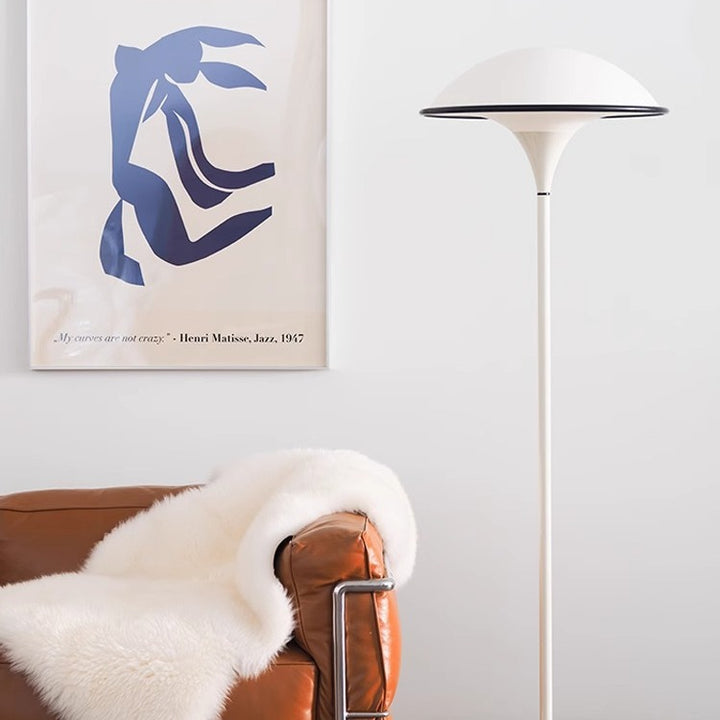 Aero_Floor_Lamp_3