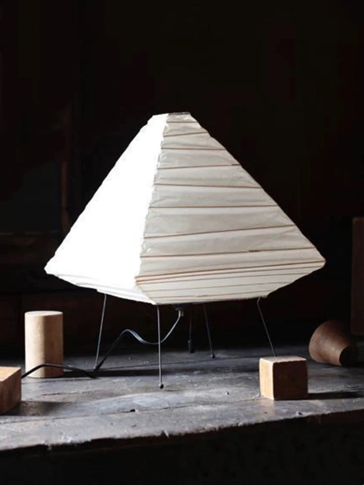 Akari_5X_Table_Lamp_5