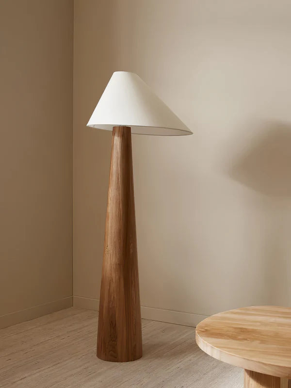 Alain Log Floor Lamp 4