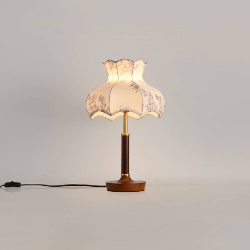 Amelia_Table_Lamp_02