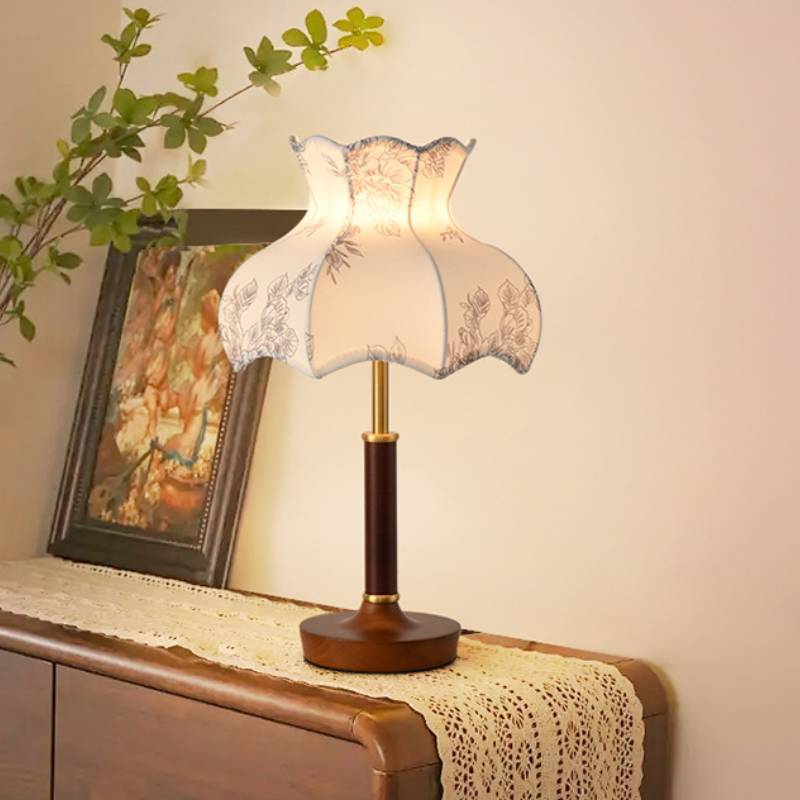 Amelia_Table_Lamp_04