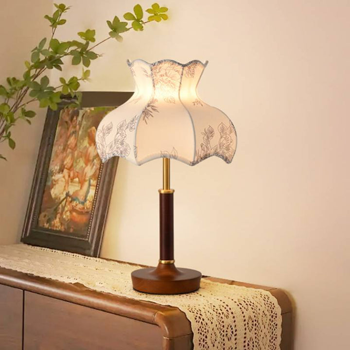 Amelia_Table_Lamp_04