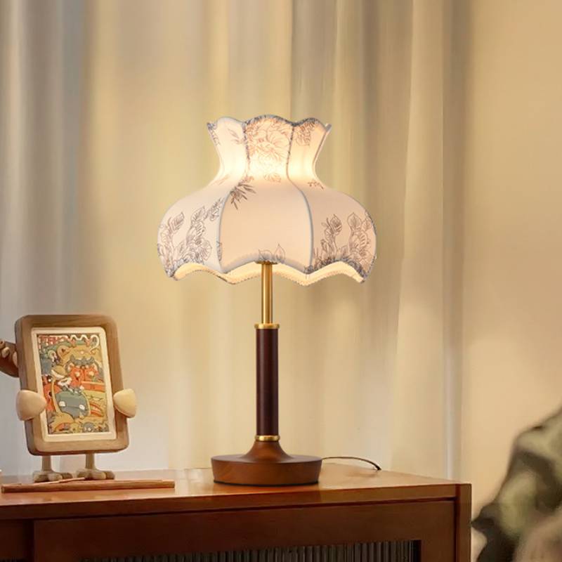 Amelia_Table_Lamp_07