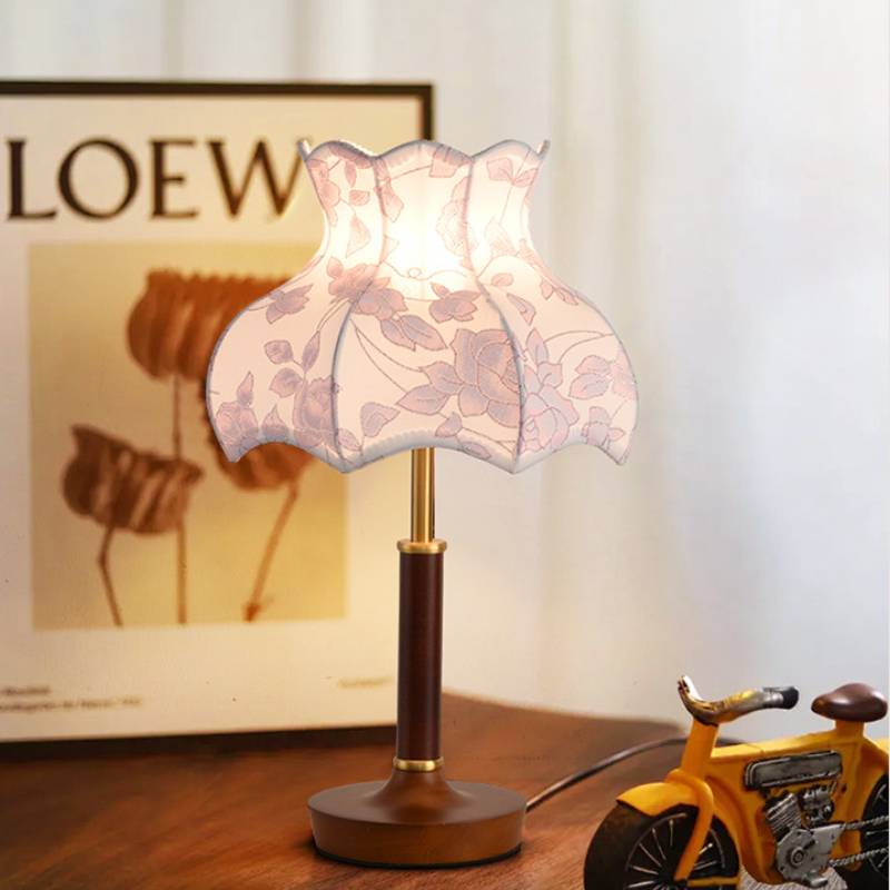 Amelia_Table_Lamp_09