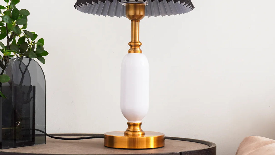 American-Style Pleated Table Lamp New 12