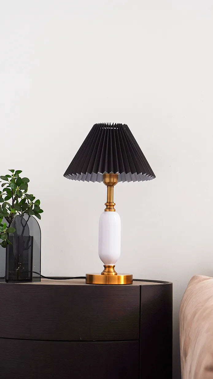 American-Style Pleated Table Lamp New 7