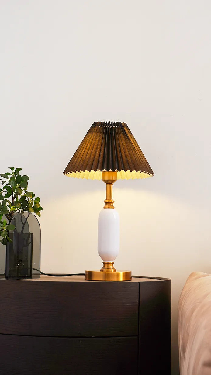 American-Style Pleated Table Lamp New 8