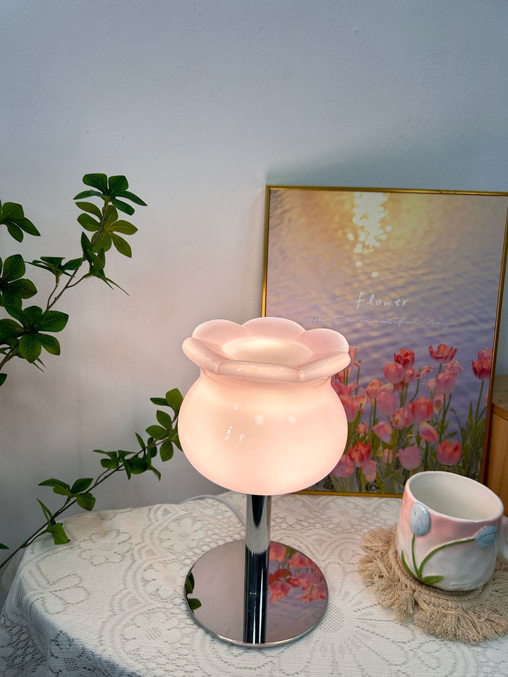 American Flower Table Lamp 18