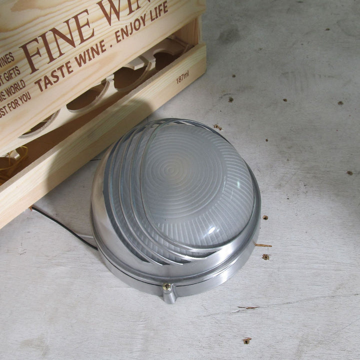 American_Outdoor_Round_Wall_Lamp_7