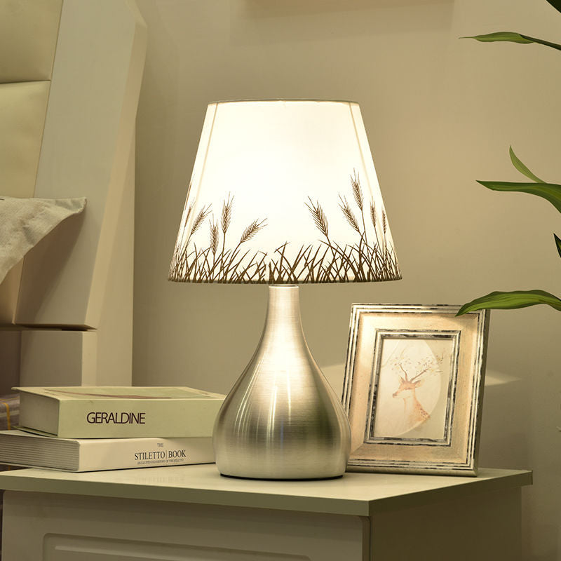 American Printed Table Lamp 10