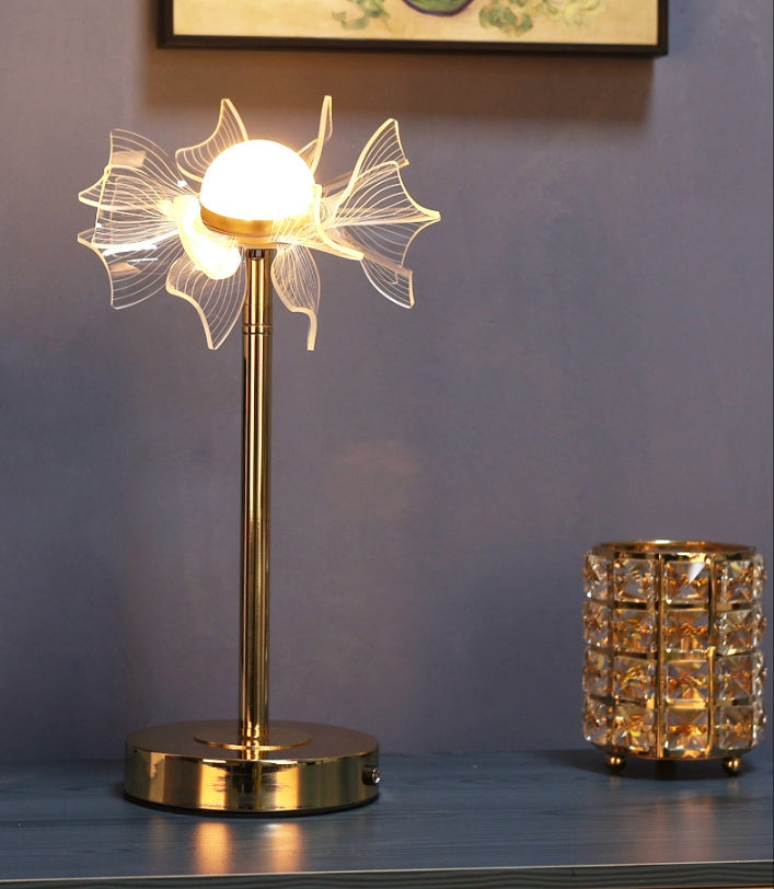 Artistic Flower Table Lamp 5