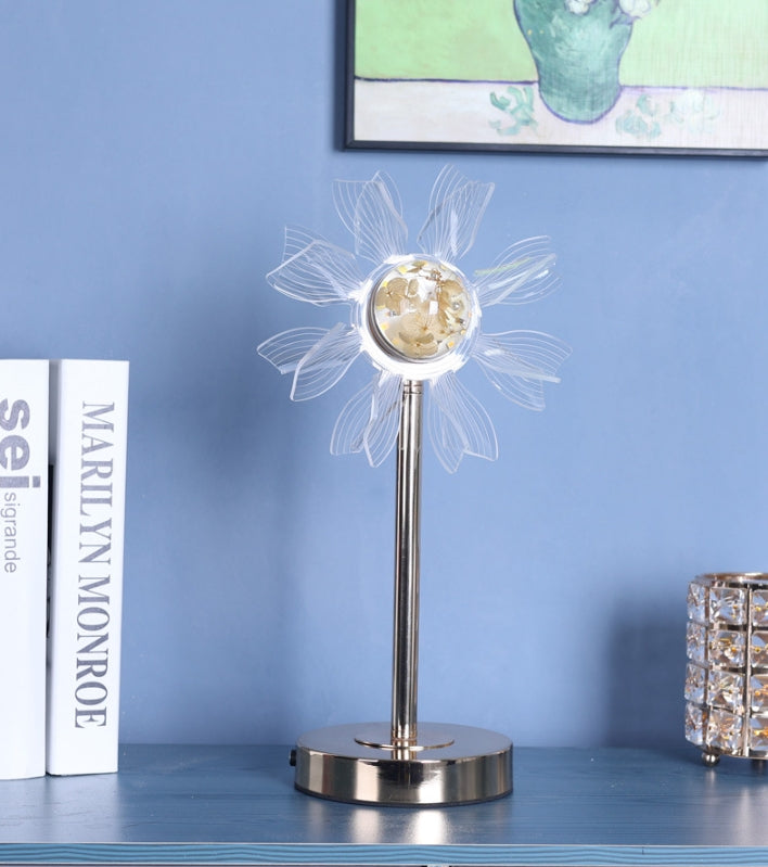 Artistic Flower Table Lamp 7