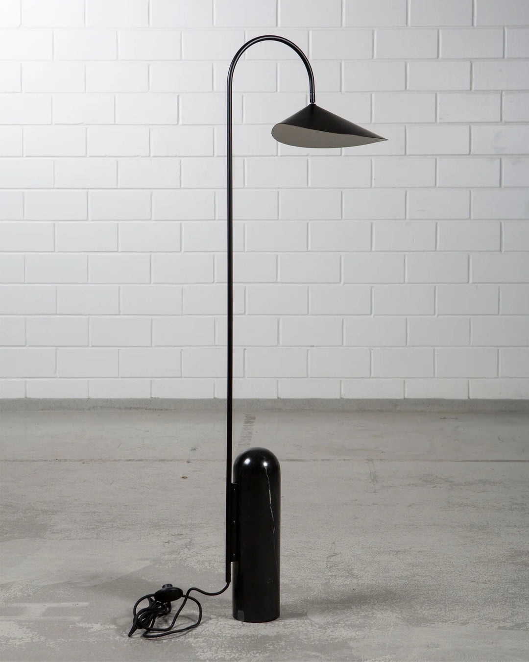 Arum_Floor_Lamp_10