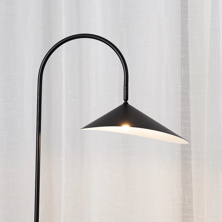 Arum_Floor_Lamp_4