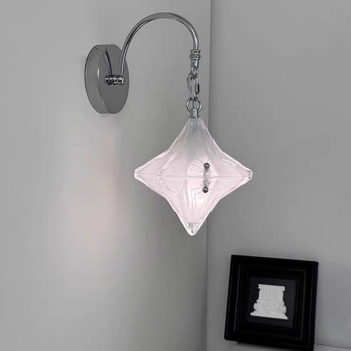 Astra_Star_Wall_Lamp_02