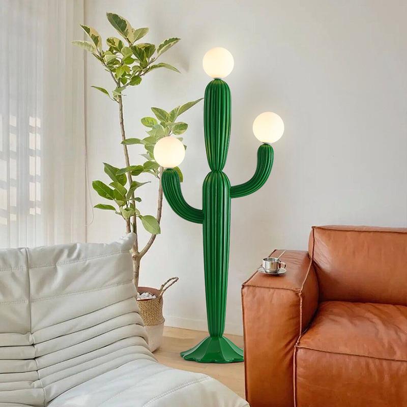 Astridyn_Cactus_Floor_Lamp_03