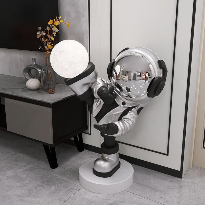 Astronaut_Floor_Lamp_9