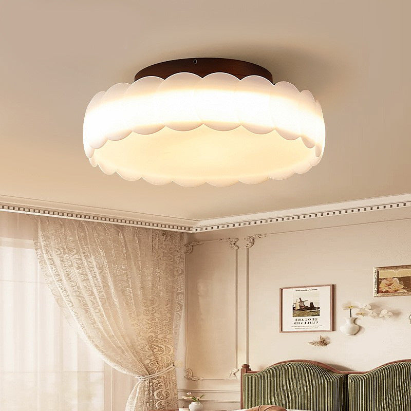 BW Butter Ceiling Lamp