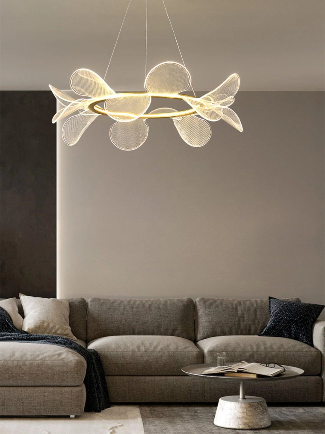 Bain Flying Flowers LED Chandelier 8