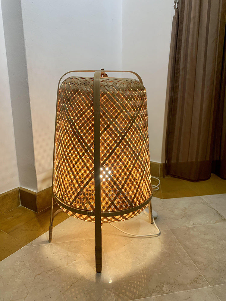 Bamboo_Woven_Art_Table_Lamp_6