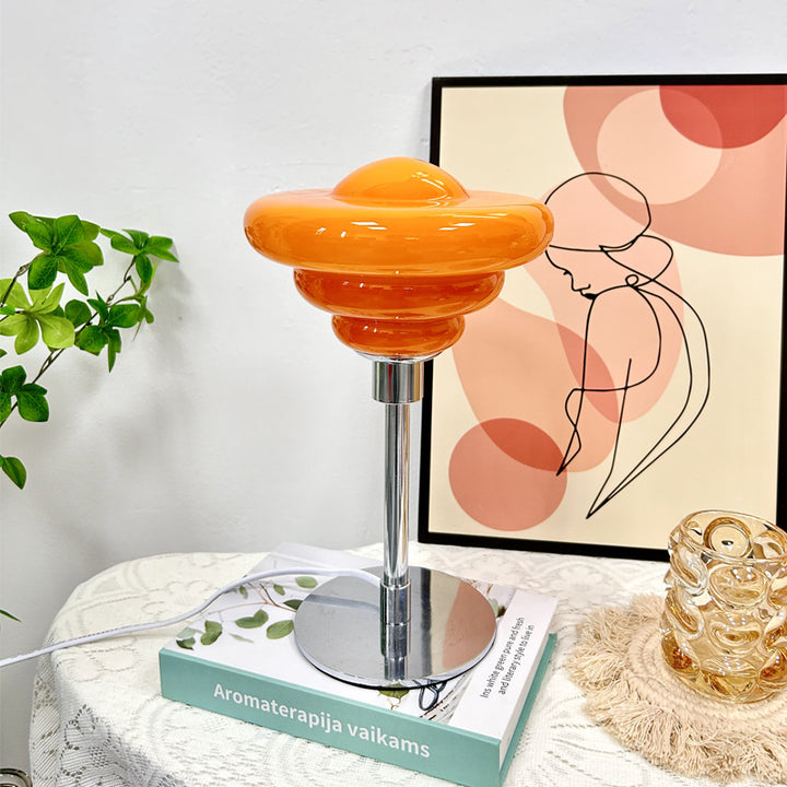 Bauhaus Conch Table Lamp-1