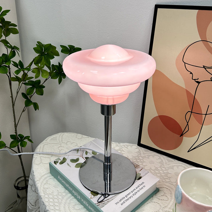 Bauhaus Conch Table Lamp-9