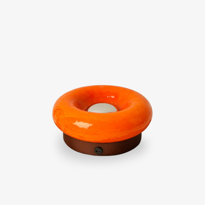 Bauhaus_Donut_Table_Lamp_1