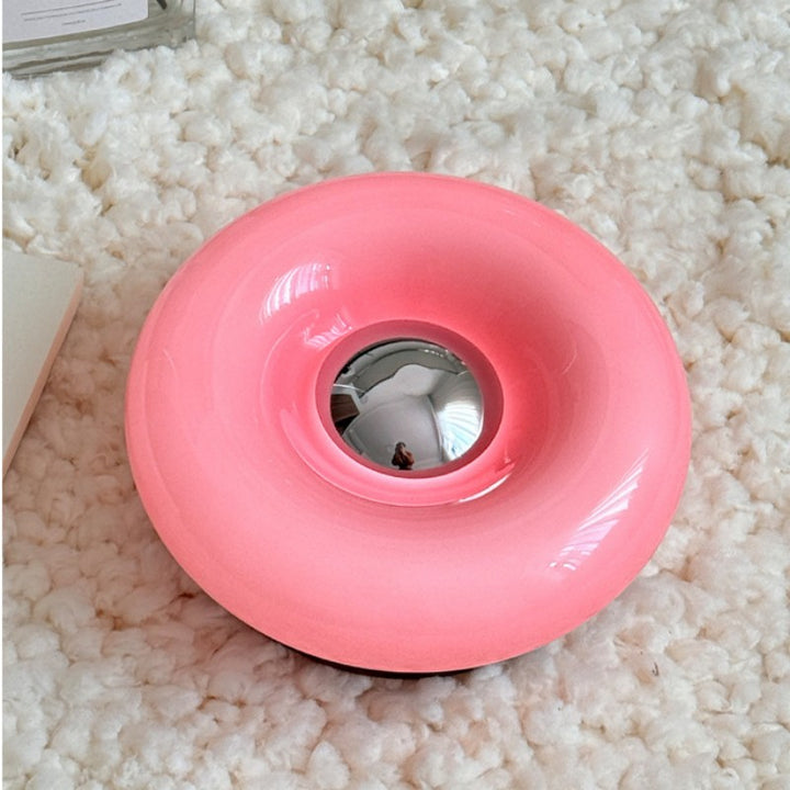 Bauhaus_Donut_Table_Lamp_11