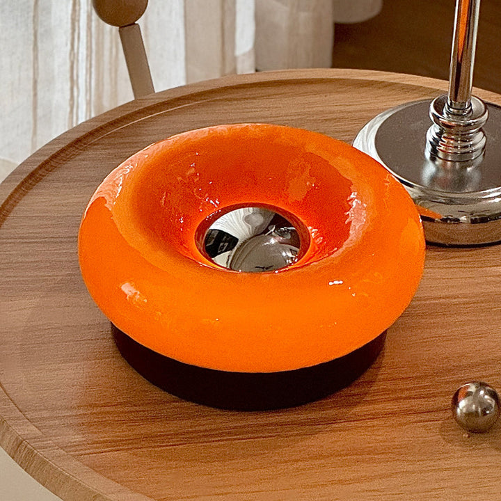 Bauhaus_Donut_Table_Lamp_13