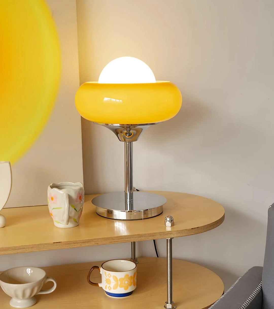 Bauhaus Egg Tart Table Lamp