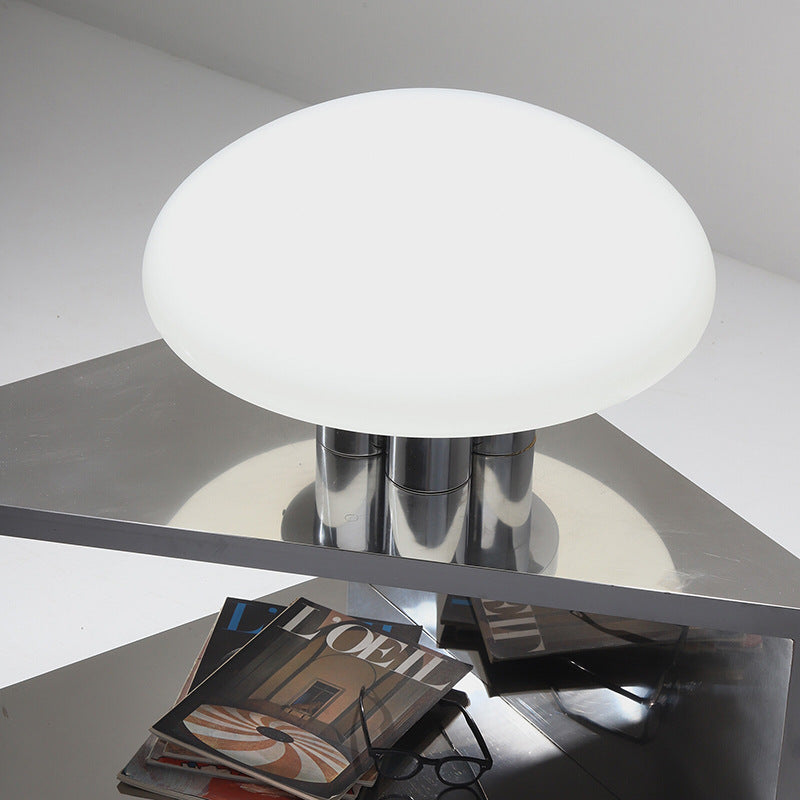 Bauhaus Glass Table Lamp 4
