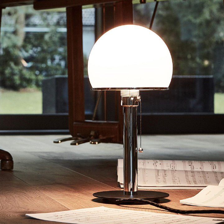 Bauhaus_Global_Table_Lamp_4