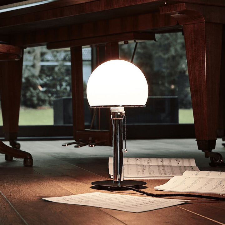 Bauhaus_Global_Table_Lamp_9