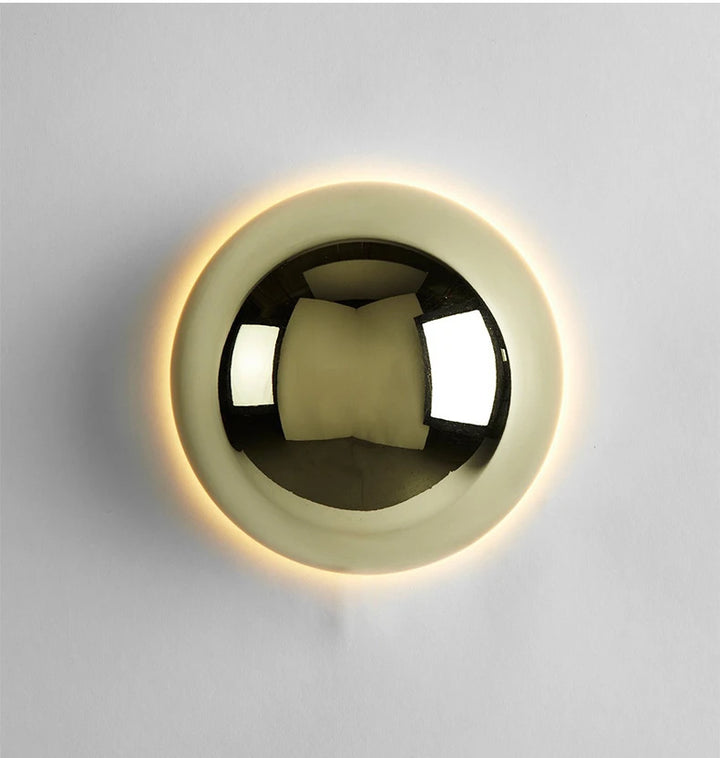 Bauhaus_Meteorite_Wall_Lamp_11