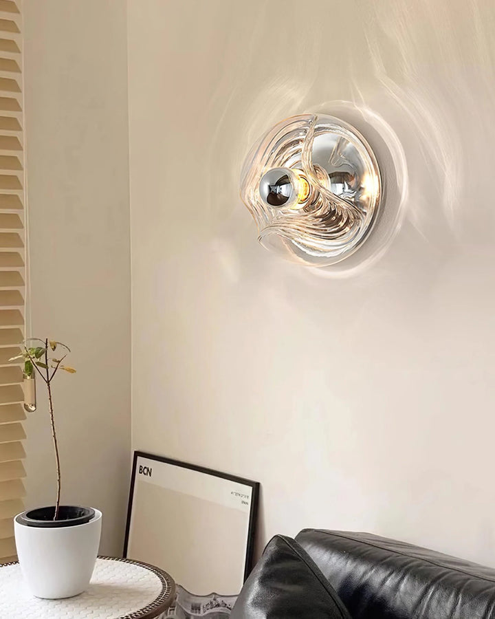 Bauhaus_Wavy_Wall_Lamp_19