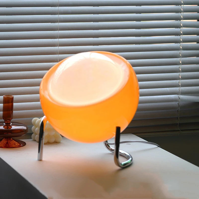 Bauhaus_Yolk_Table_Lamp_4