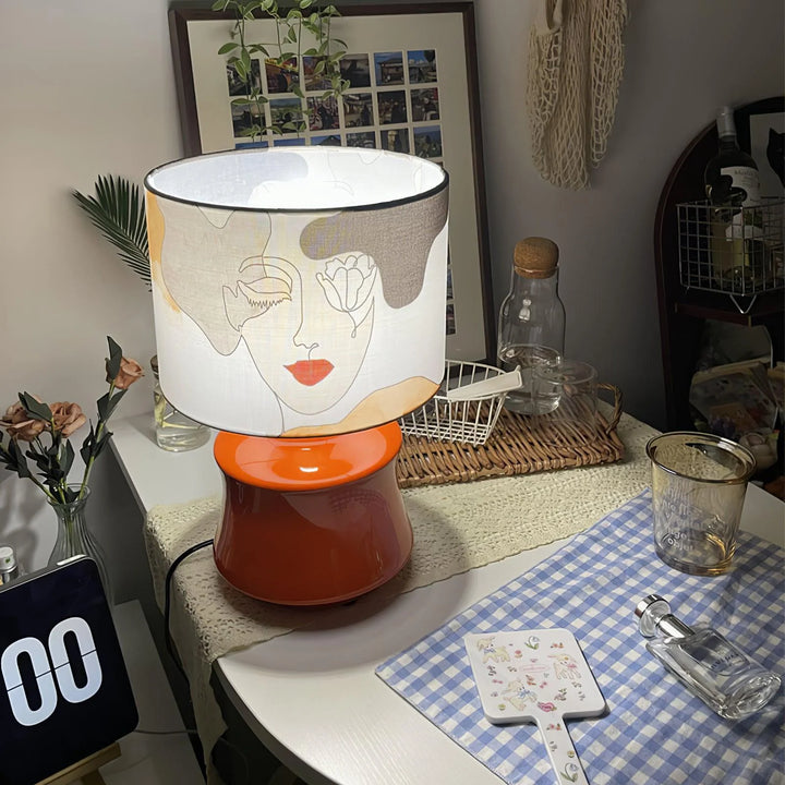 Beauty People Table Lamp