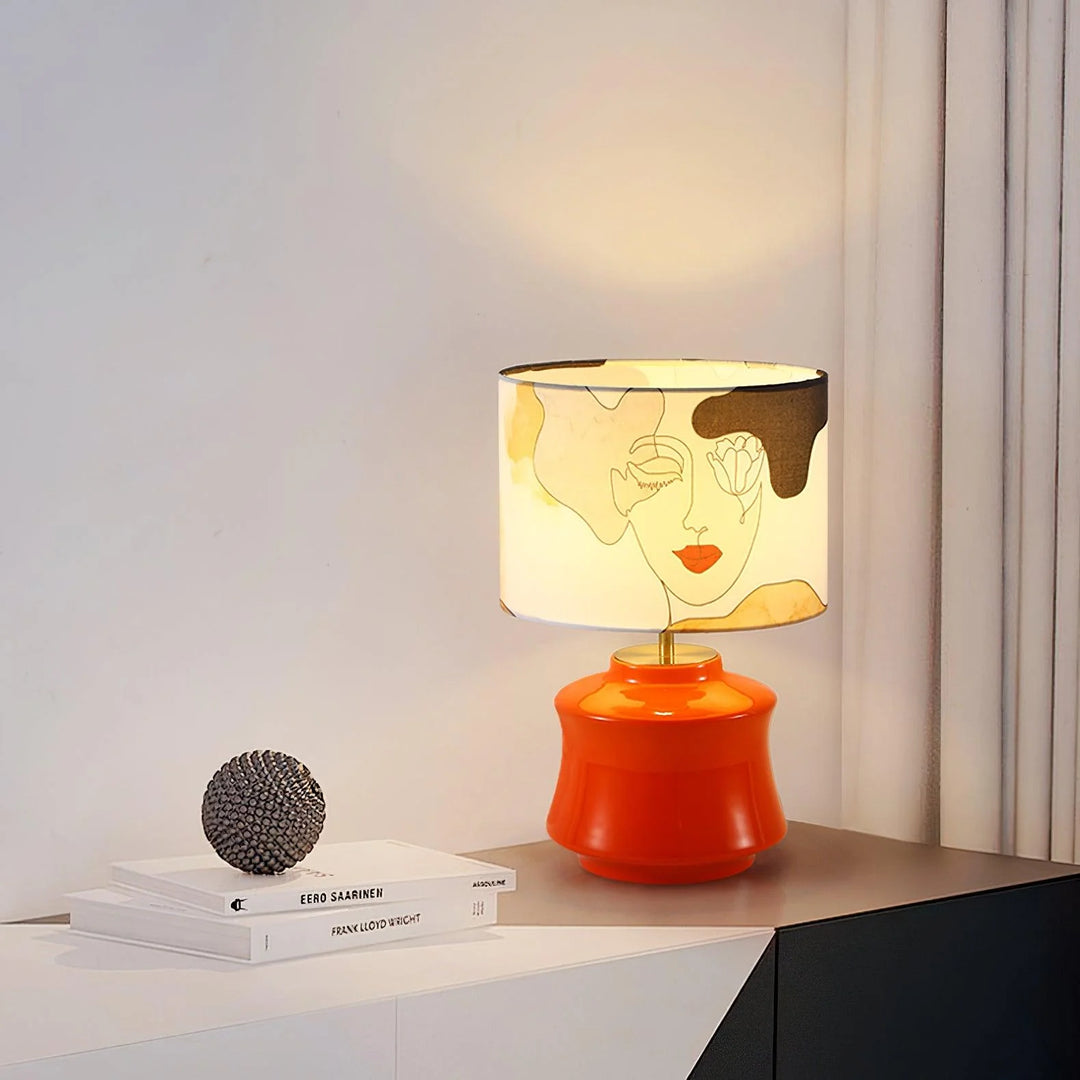 Beauty People Table Lamp