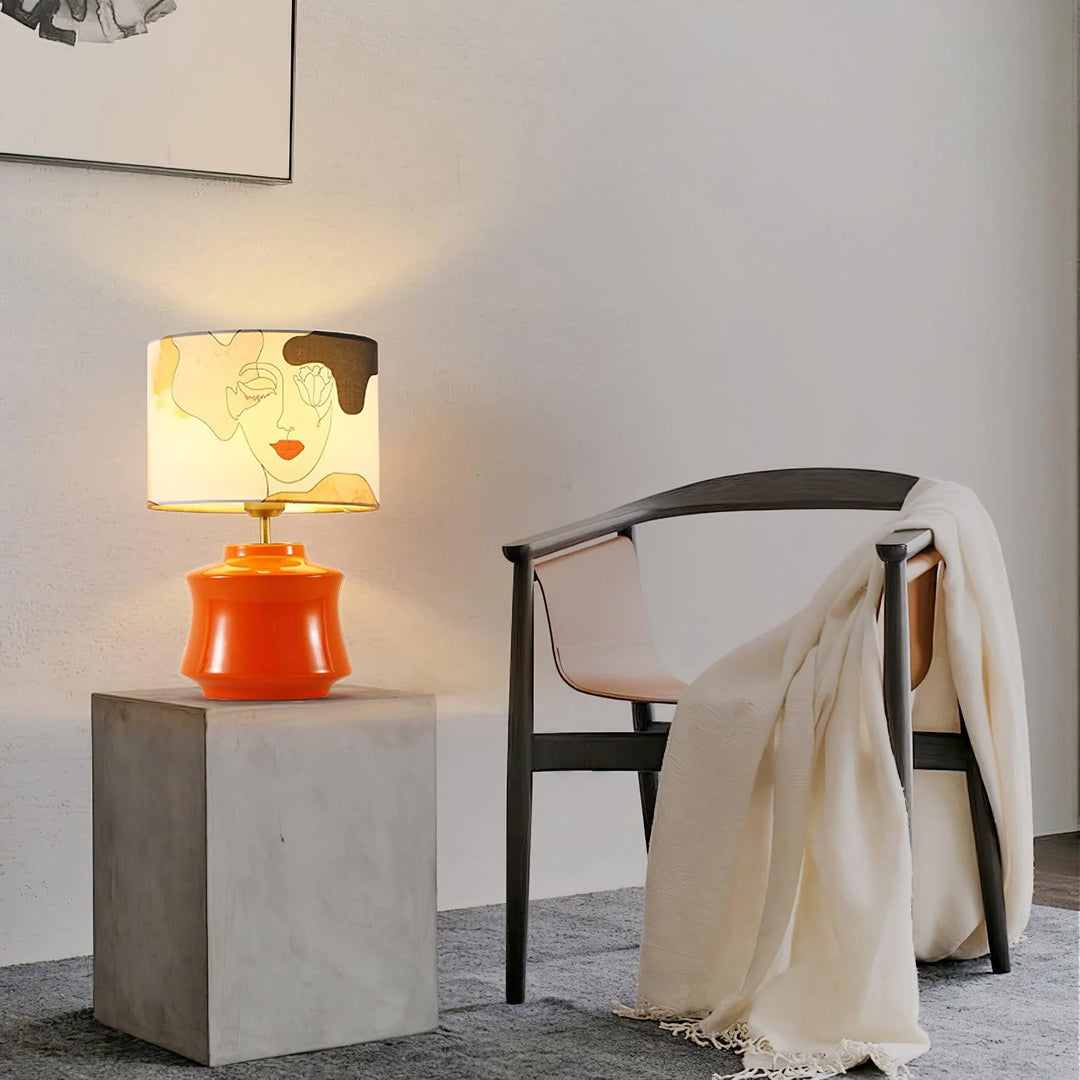 Beauty People Table Lamp