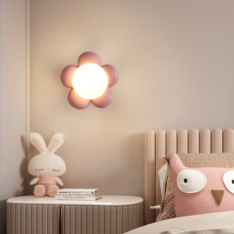 Big_Head_Flower_Wall_Lamp_9