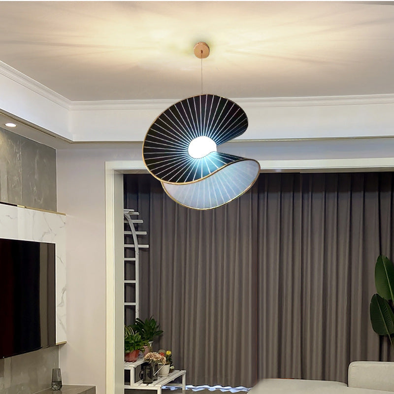 Black Shell Pendant Light in living room