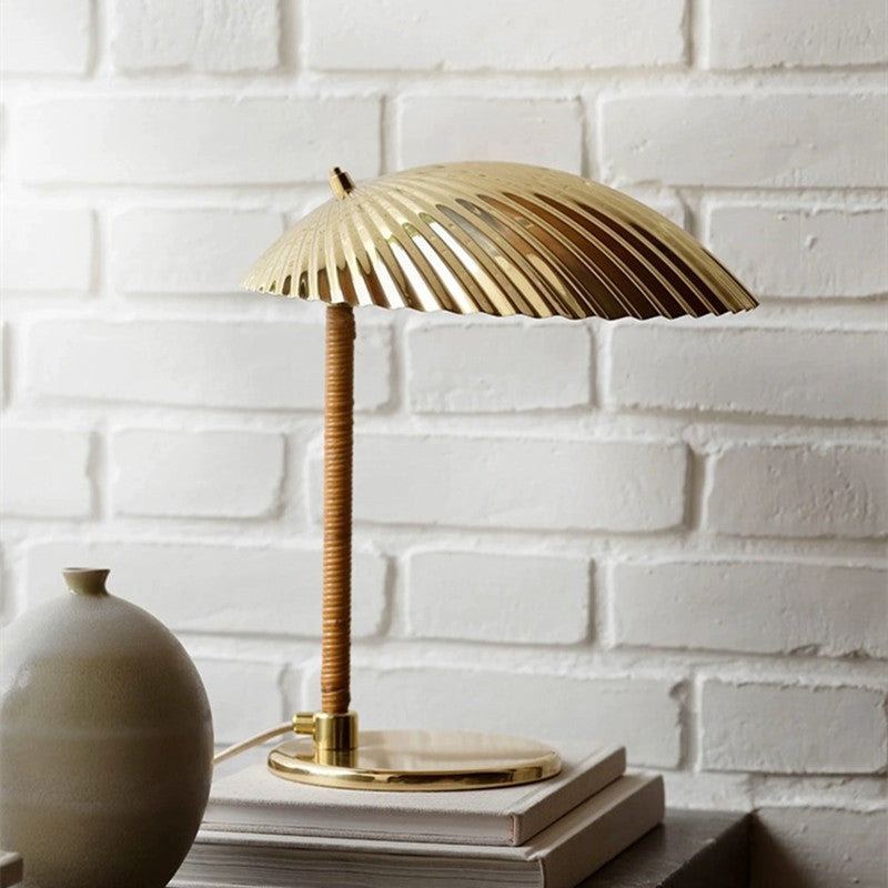 Brass Shell Table Lamp 5