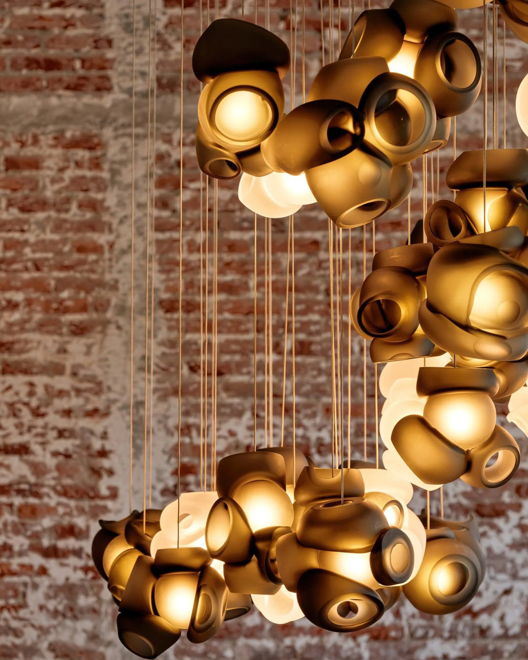 Bubbles Cluster LED Pendant Light 10