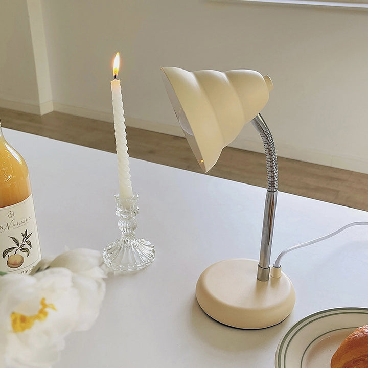 Butter Wind Conch  Table Lamp 2