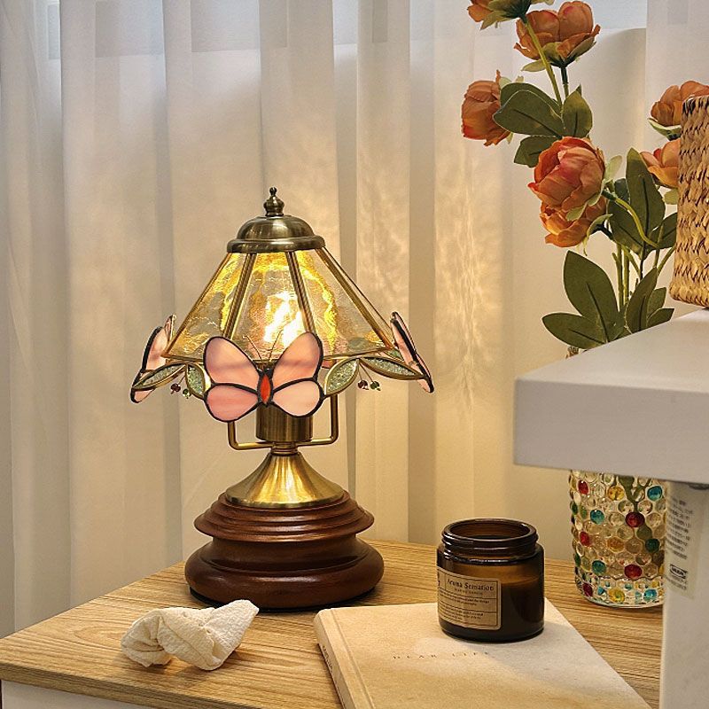 Butterfly_Glass_Table_Lamp_5